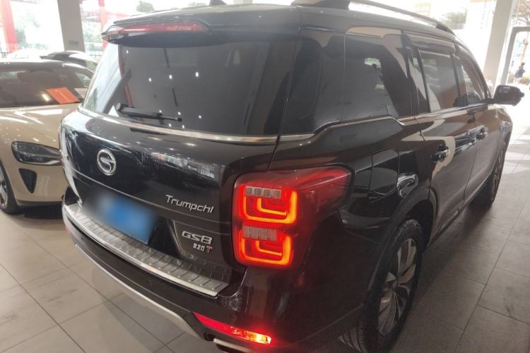 Used GAC Trumpchi GS8 2017 320T Two-Wheel Drive Luxury Smart Connectivity Version (7 Seats)