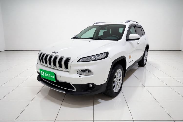 Used Jeep Cherokee 2014 2.4L Elite Edition Guazi used car, China used car export, Used car for sale, Used  cars, Cheapest cars for sale