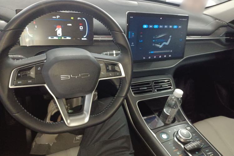 Used BYD Destroyer 05 2024 Honor Edition DM-i 120KM Luxury Model
