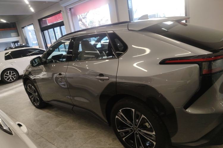 Used Toyota FAW bZ4X 2022 Four-Wheel-Drive High-Performance PRO Edition