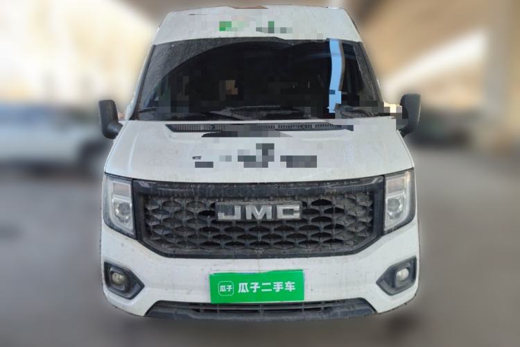 Used JMC Fushun 2024 2.0T Manual Diesel Short-Wheelbase Mid-Roof Commercial Utility MPV with 5 Seats