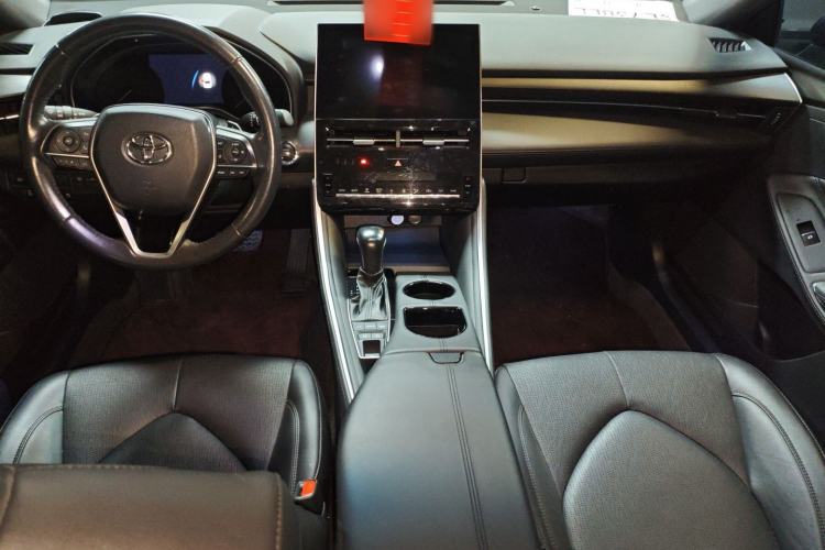 Used Toyota Avalon 2022 2.5L Luxury Edition Center Console