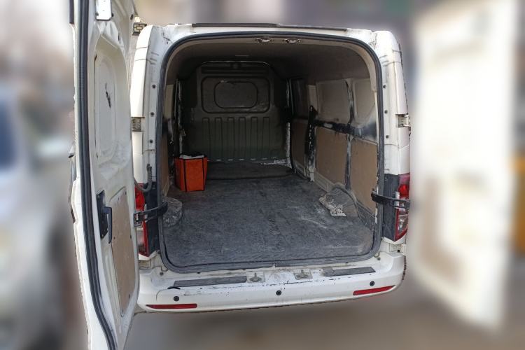 Used CHANGAN KUAYUE Xing V7 EV 2023 250km Dual-Door Smart Enjoyment Version 2 Seats Trunk