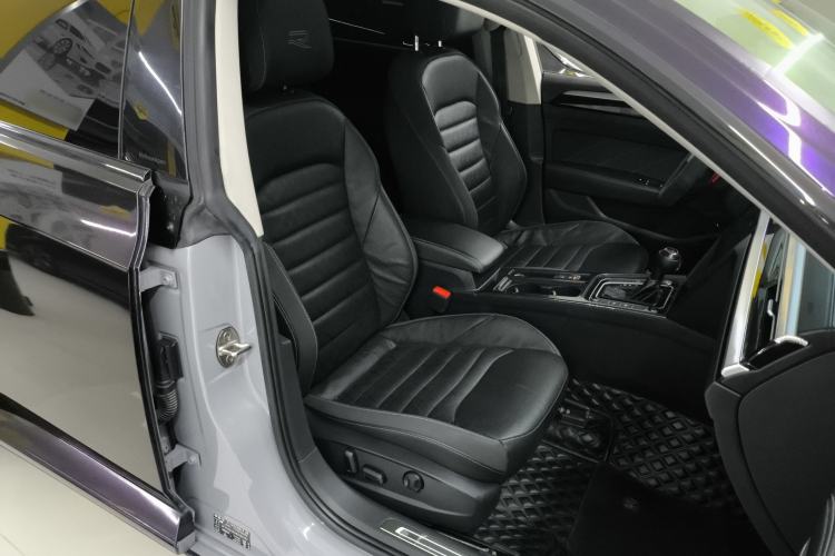 Used Volkswagen FAW-Volkswagen CC 2021 380TSI Striking Edition
