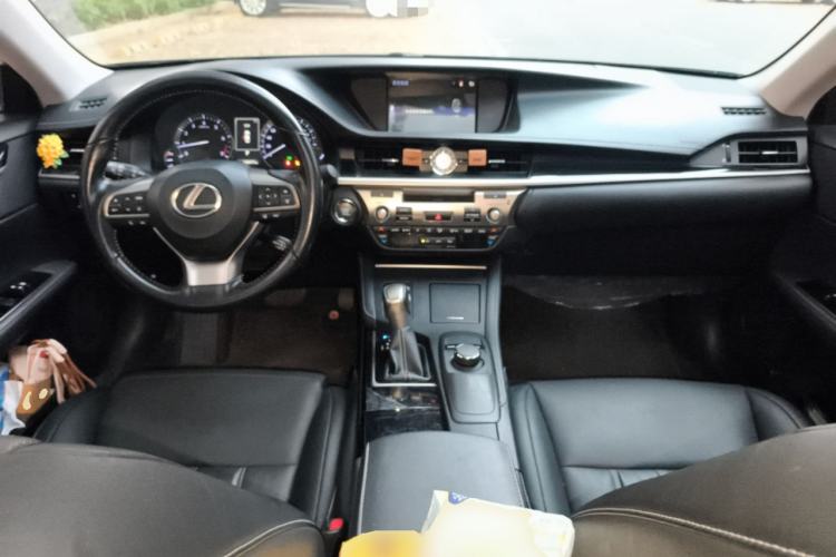 Used Lexus ES 2015 200 Comfort Edition