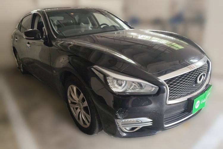 Used Infiniti Q70 2015 Q70L 2.5L Elite Edition Front Right 45 Deg