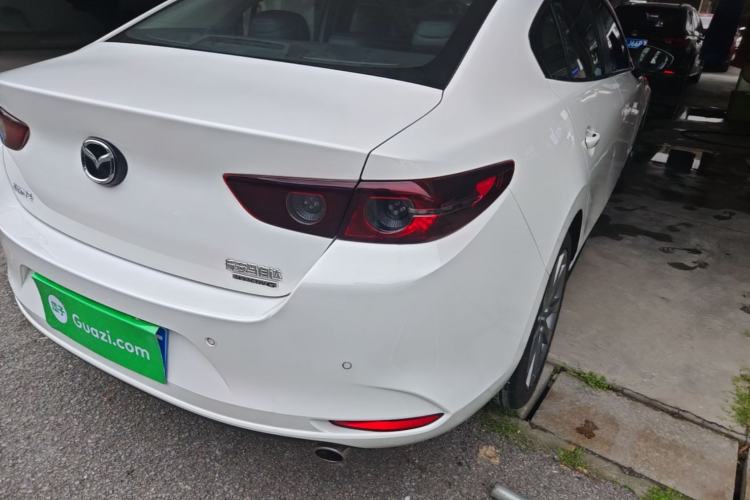 Used Mazda 3 Axela 2023 2.0L Automatic Zhiya Edition Right Rear Taillight