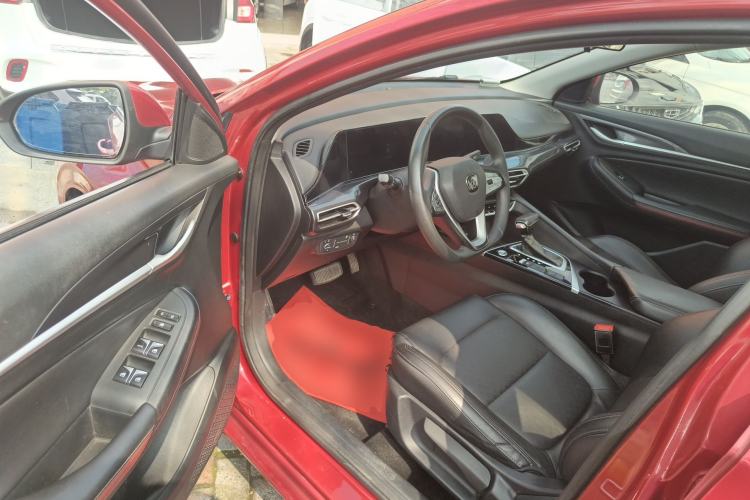 Used CHANGAN Eado 2020 PLUS 1.6L GDI Automatic Luxury Model
