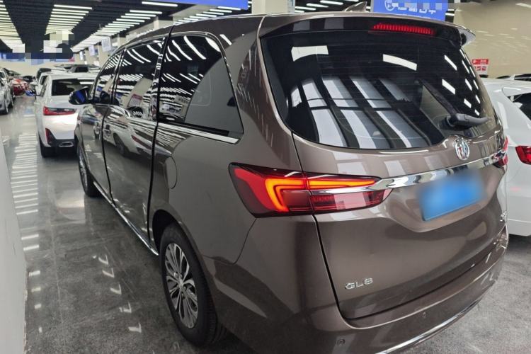 Used Buick GL8 2023 Land Executive Class Smart Enjoyment Model