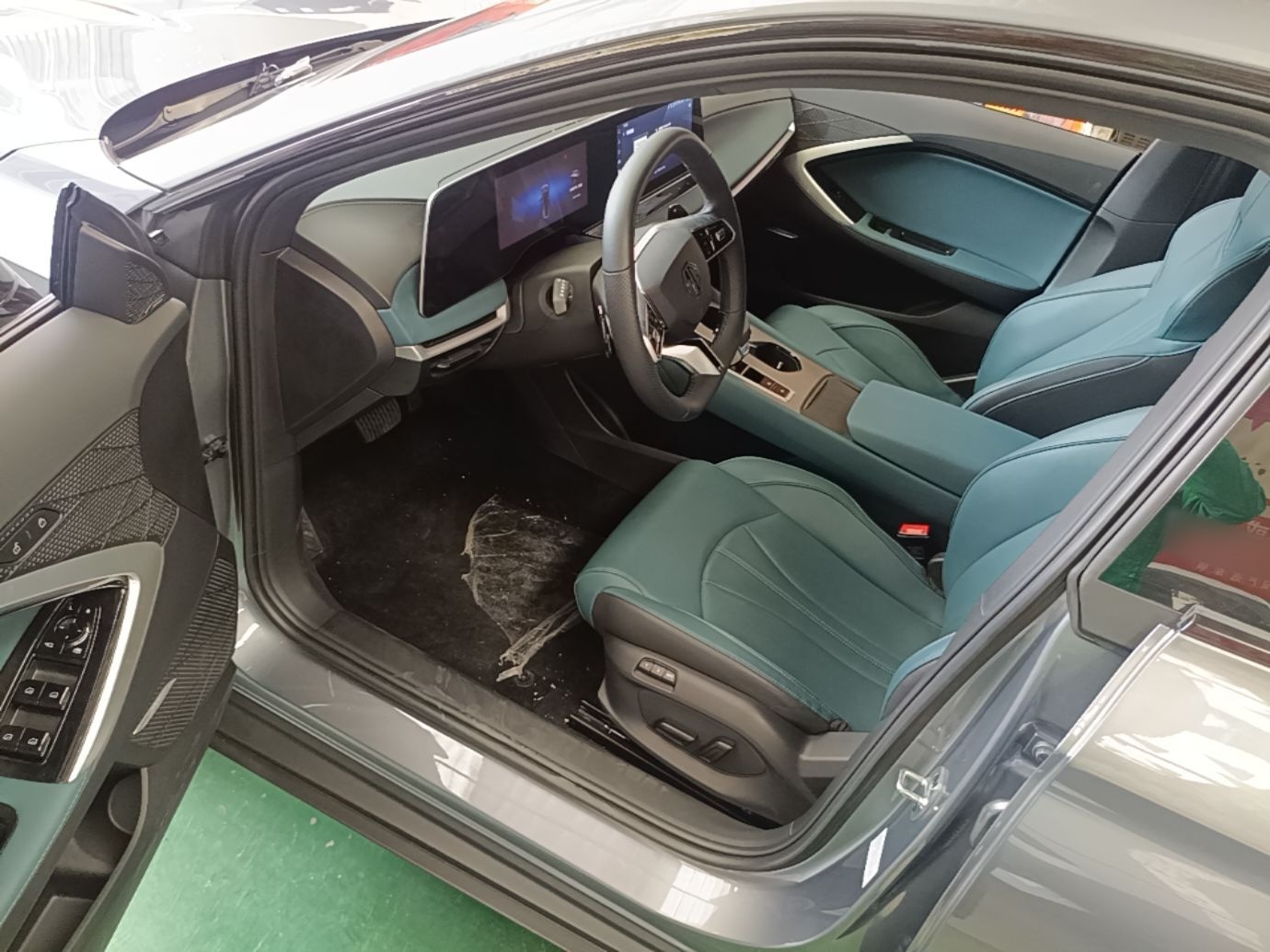 MG 7 2025 2.0T Trophy+ Super Sport Edition — снимка 18