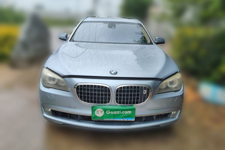 Used BMW 7 Series 2010 4.4T hybrid version
