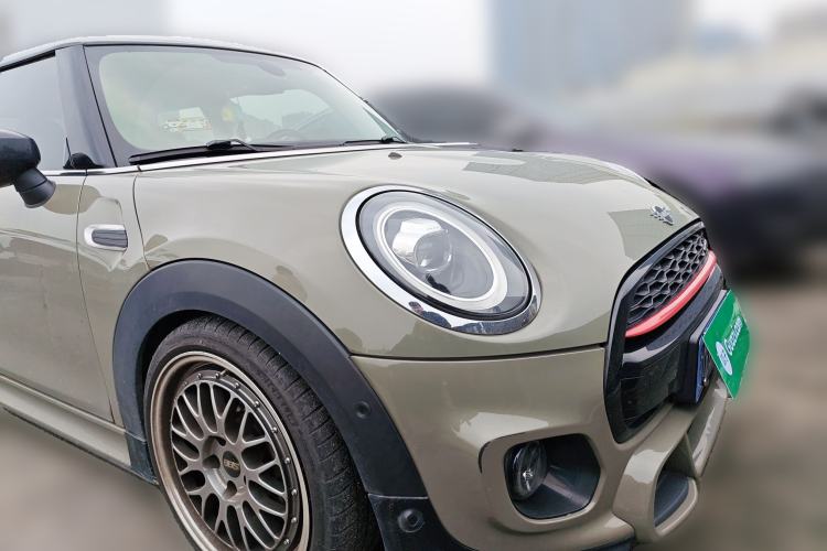 Used MINI 2019 1.5T COOPER Artist