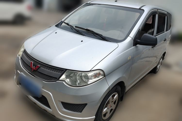 Used Wuling Hongguang 2015 1.2L S Base Model China V Standard