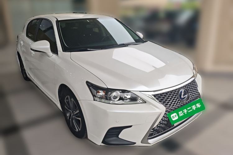 Used Lexus CT 2017 CT200h Elite Edition Solid Color China V Standard Front Right 45 Deg