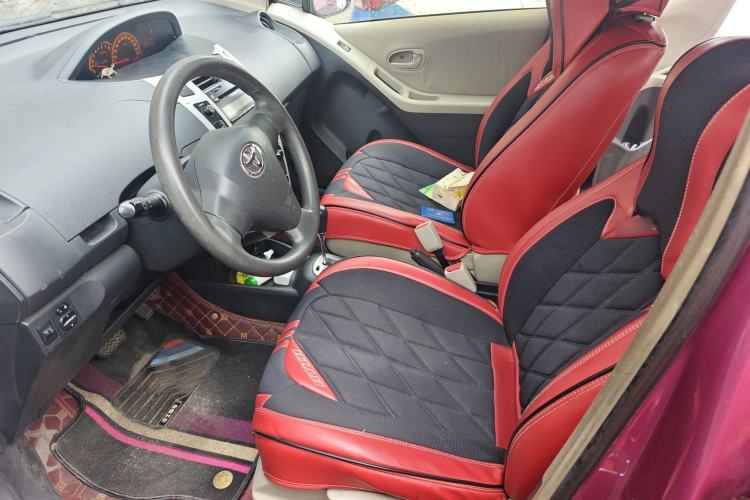 Used Toyota Yaris 2011 1.6E Automatic Charm Edition Driver Seat