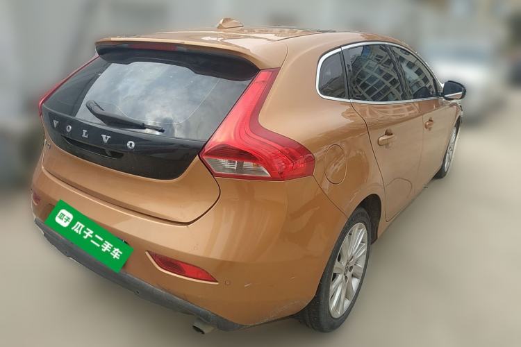 Used Volvo V40 2013 2.0T Zhiya Edition