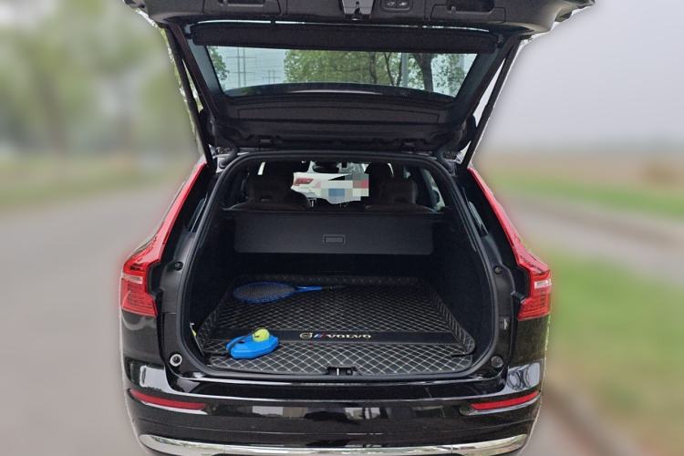 Used Volvo XC60 2025 B5 Four-Wheel Drive Smart & Advanced Luxury Edition Trunk