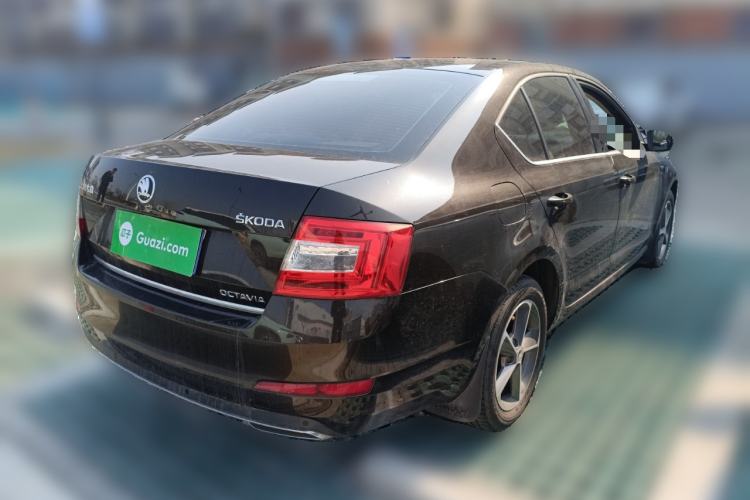 Used Skoda Octavia 2016 1.6L Automatic Smart Drive Edition
