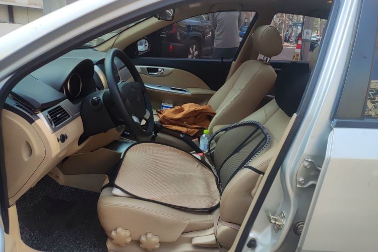 Used Buick Excelle 2011 1.6 LX-MT Left Front Seat