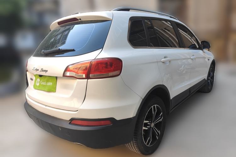 Used Zotye Domy X5 2017 Upgraded Model 1.5T Manual Luxury Version

