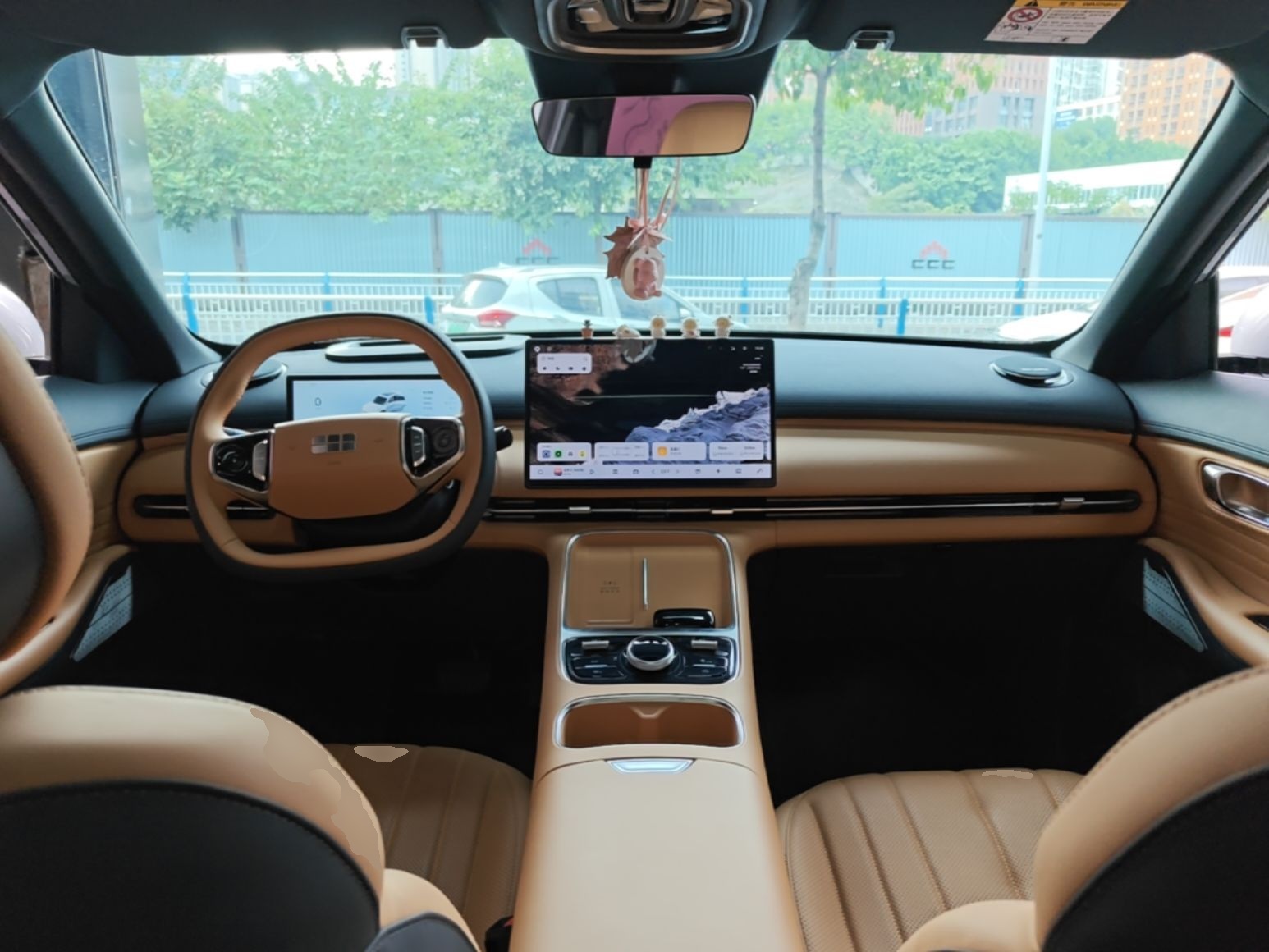 Geely Galaxy Xingjian 7 EM-i 2025 120km Navigator Edition — снимка 12