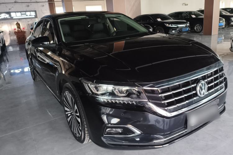 Used Volkswagen Passat 2019 330TSI Luxury Edition China VI Standard