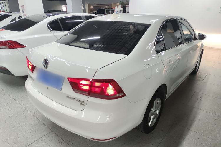 Used Volkswagen Santana 2015 1.6L Automatic Fashion Edition
