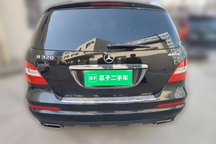 Used Mercedes-Benz R-Class 2017 R 320 4MATIC Business Edition Prestige Model