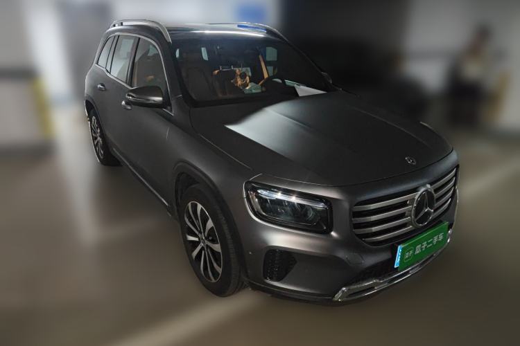 Used Mercedes-Benz GLB 2024 Refresh GLB 220 Fashion Edition Front Right 45 Deg