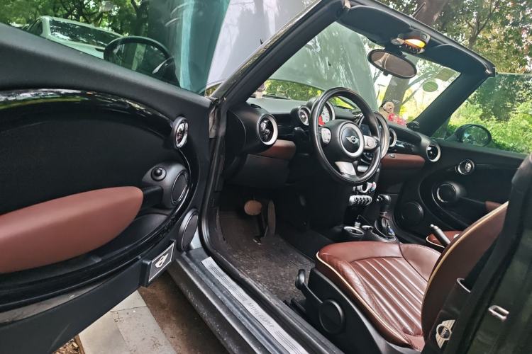 Used MINI 2009 1.6L COOPER CABRIO
