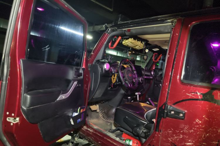 Used Jeep Wrangler 2013 3.6L Sahara Four-Door Edition
