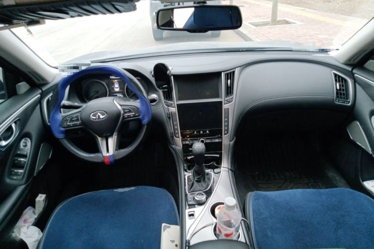 Used Infiniti Q50L 2018 2.0T Enjoyment Version China VI Standard
