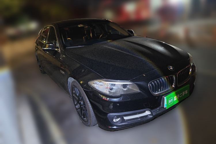 Used BMW 5 Series 2013 525Li Leading Model
