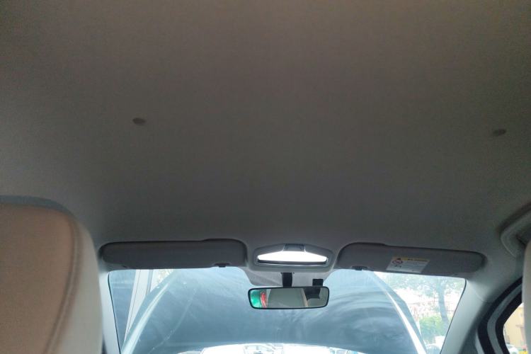 Used Geometry E Firefly 2024 301km Flowing Light Headliner