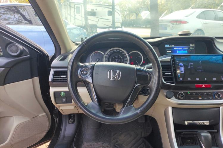 Used Honda Accord 2015 2.0L LX Comfort Edition
