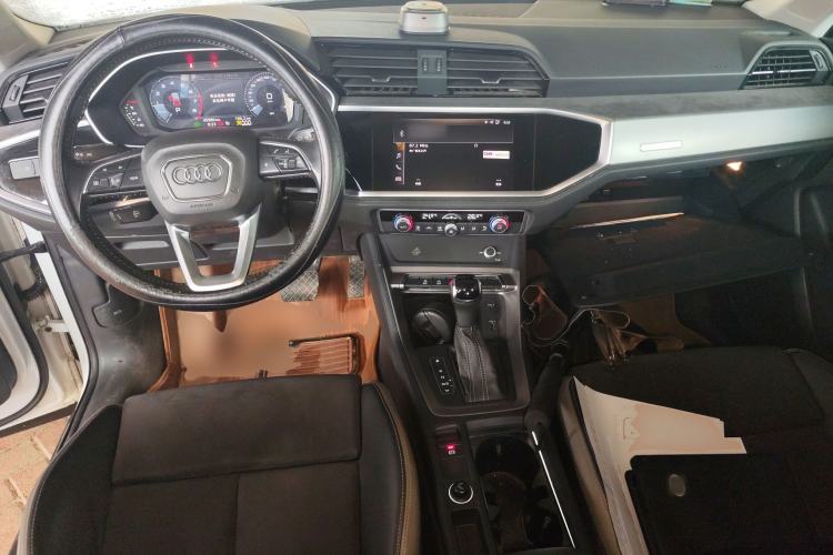 Used Audi Q3 2020 35 TFSI Ambition Dynamic Edition
