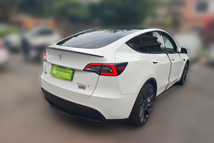 Used Tesla Model Y 2023 High-Performance All-Wheel-Drive Version