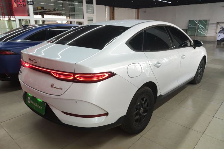 Used BYD Qin PLUS 2025 DM-i Smart Drive 55KM Leading Model