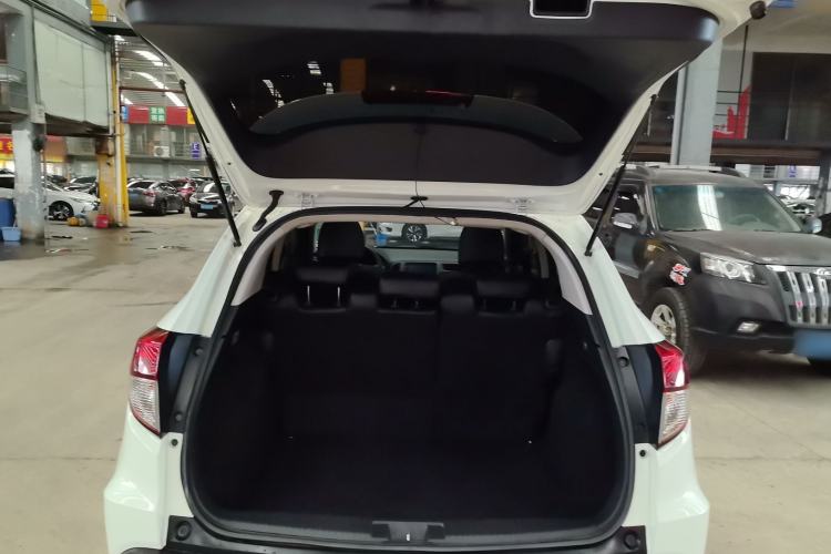 Used Honda Vezel 2019 1.5L CVT Luxury Model China V Trunk