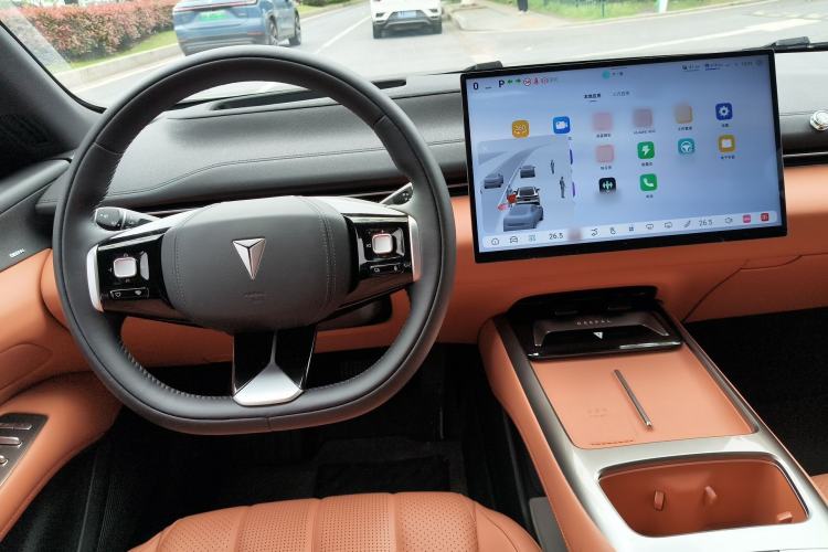 Used Deepal L07 2024 230Max Qiankun Intelligent Driving ADS SE Range-Extended Version Steering Wheel