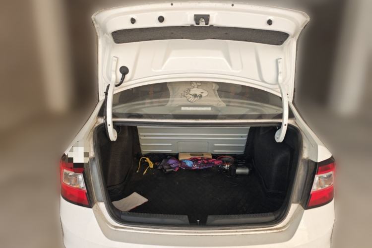 Used Skoda Rapid 2019 1.5L Automatic Comfort Edition China VI Standard Trunk