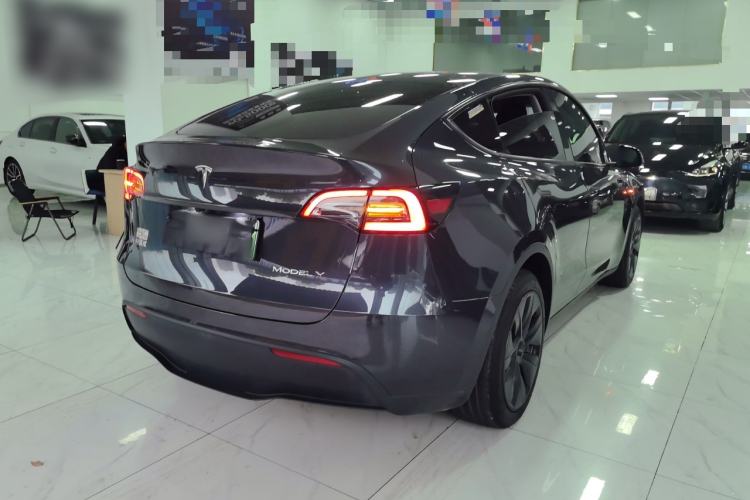 Used Tesla Model Y 2024 Rear-Wheel-Drive Version Rear Right 45 Deg
