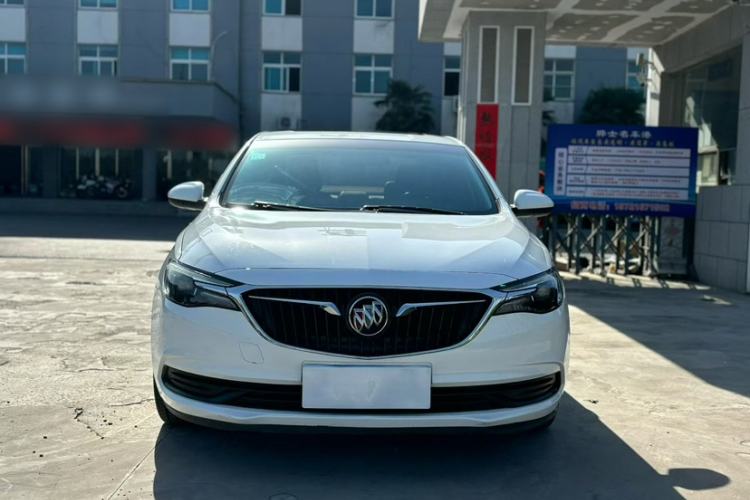 Used Buick GT 2018 18T Automatic Elite Model
