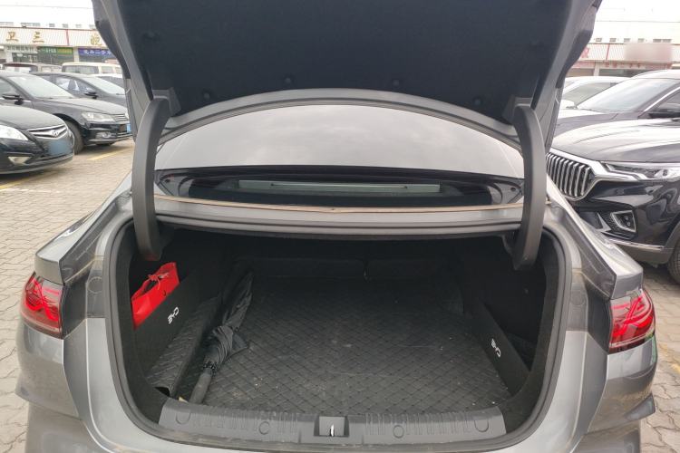 Used BYD Qin L 2024 DM-i 80KM Beyond Model Trunk