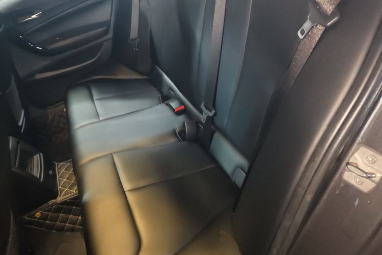 Used BMW 1 Series 2018 118i Sport Design Package
