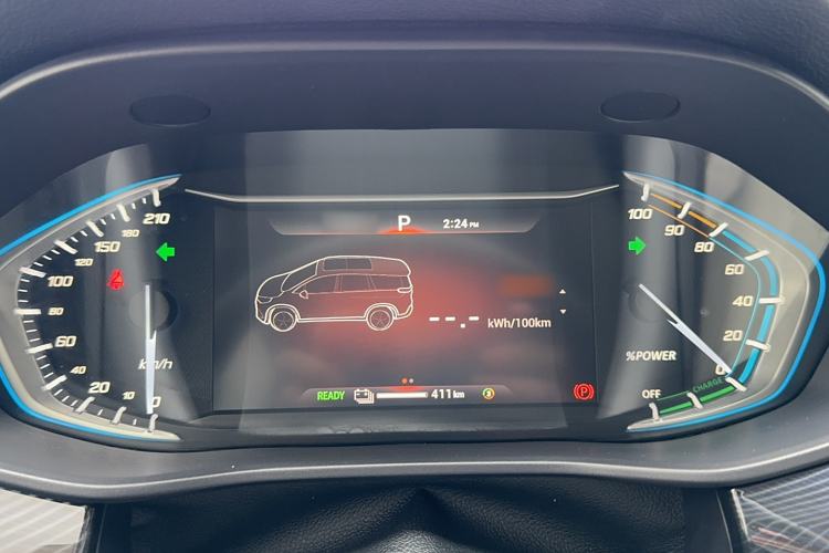 Used SAIC MAXUS Dajia 5 2022 430 km Elite Version 7-Seater