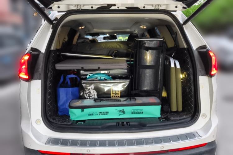 Used Ford Edge 2015 2.0T GTDi Two-Wheel-Drive High-Line Version