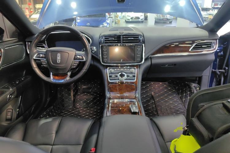 Used Lincoln Continental 2017 2.0T Two-Wheel-Drive Luxury Edition