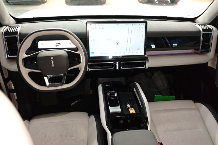 Used iCAR 03 2024 472km Four-Wheel Drive Long-Range Intelligent Advanced Version