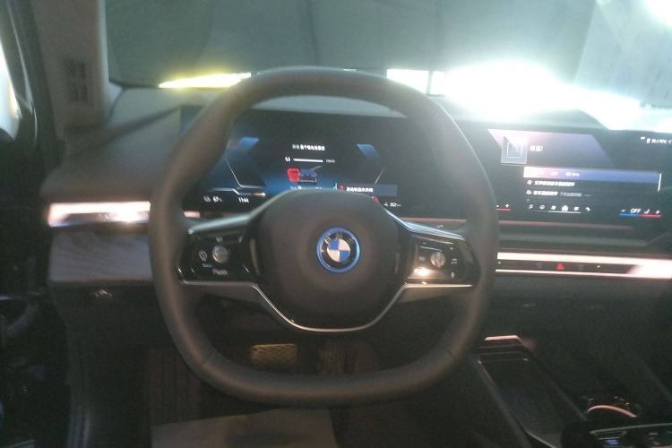 Used BMW i5 2024 eDrive 35L Prestige Luxury Package
